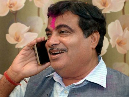 கல்யாணத்தை சாக்கு வைத்து அன்புமணியை சந்தித்த கட்காரி! பாஜக-பாமக கூட்டணி தொடரும் என்கிறார்