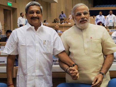 மத்திய அமைச்சரவை 9ம் தேதி விஸ்தரிப்பு: கோவா முதல்வரை பாதுகாப்பு அமைச்சராக்க ஆர்எஸ்எஸ் பரிந்துரை