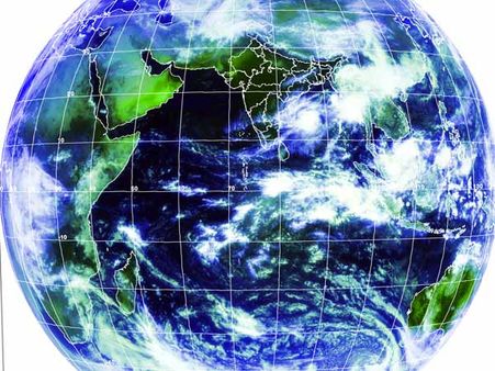 மிரட்டும் புதுப் புயல்: பாம்பன், கடலூரில் 1ம் எண் புயல் எச்சரிக்கை கூண்டு!