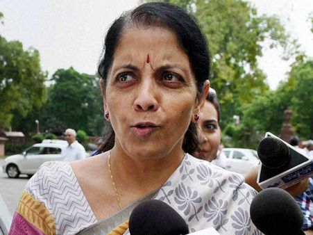 பெண்கள் ஜீன்ஸ் அணிவதில் எந்த தவறும் இல்லை: அமைச்சர் நிர்மலா சீதாராமன்