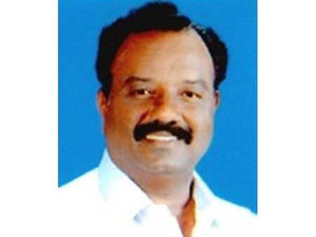 இளங்கோவனும் பேசாமல் வாசனுடன் வந்து சேர வேண்டும்... ஜான் ஜேக்கப் அதிரடி!