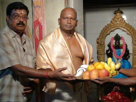 ஜெ. மீண்டும் முடி சூட வேண்டி.. மொட்டை போட்ட அதிமுக எம்.எல்.ஏ.!