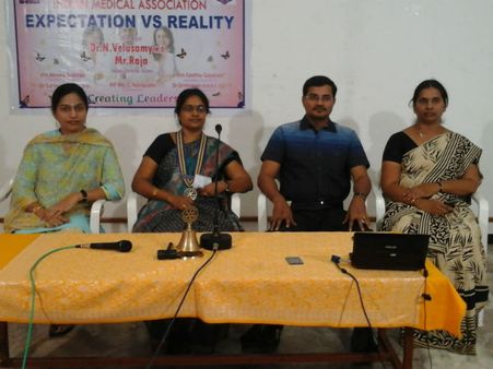 நர்ஸுகளுக்கான புத்தாக்கப் பயிற்சி முகாம்.. கரூரில்!