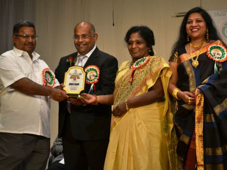 துபாயில் நடந்த டிடிஎஸ் இவெண்ட்ஸின் முப்பெரும் விழா: தமிழிசை, சுகி சிவம் பங்கேற்பு