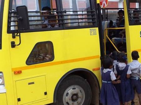 இனி பள்ளி வாகனங்களில் ஜிபிஎஸ் கருவி அவசியம் – சென்னை போலீஸ்