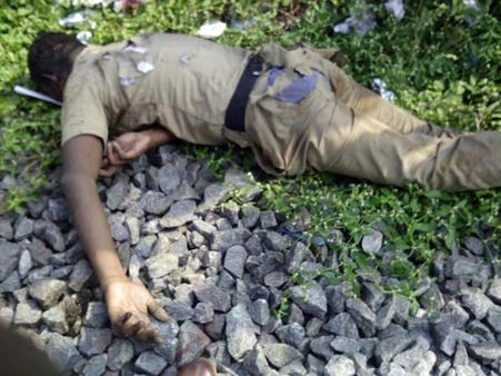 ரயிலில் அடிபட்டு இறந்த 'இளைஞர் பாதுகாப்பு படை' ஊழியர்- போலீசார் விசாரணை