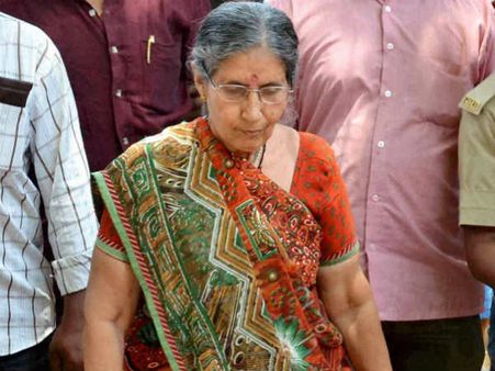 மோடி விரும்பினால் சேர்ந்து வாழ தயார்... 'மனைவி' யசோதாபென் விருப்பம்!