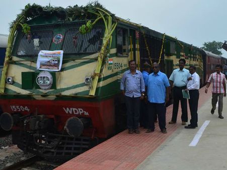 வெற்றிகரமாக நடந்தது பழனி-உடுமலைப்பேட்டை அகல ரயில் பாதை சோதனை ஓட்டம்!
