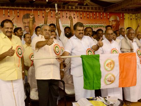 மீண்டும் த.மா.கா உதயம்... மீண்டும் அதே சைக்கிள் சின்னம்- திருச்சியில் ஜி.கே.வாசன் அறிவிப்பு