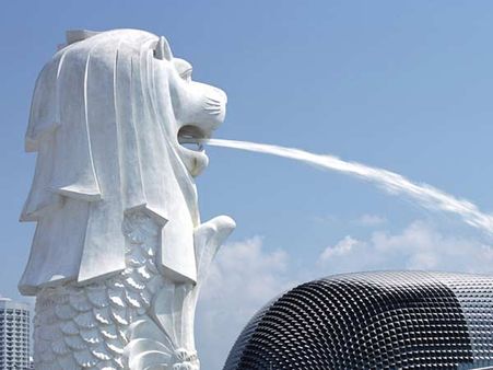 சிங்கப்பூர் சுதந்திர தின பொன்விழா: தமிழ் தேசியப் பாடலை உருவாக்கிய 5 தமிழர்கள்