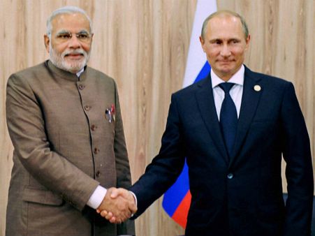 பாக்.குக்கு ஆயுதம் தந்துவிட்டு இந்தியா வரும் புடின்.. சிரித்தபடி வரவேற்கத் தயாராகும் மோடி!