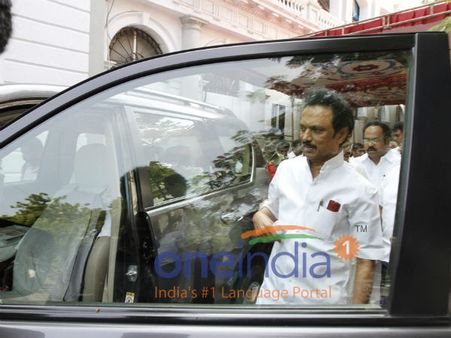 சட்டசபை: ''ஊழல் வழக்கில் குற்றவாளியாக இருக்கும் ஒருவர் வழிநடத்தும் அரசு நமக்கு தேவையா?''