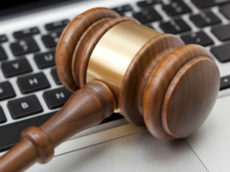 ஈரோட்டில் இ-கோர்ட் – வக்கீல்களுக்கு வழக்கு குறித்த தகவல்கள் இனி எஸ்.எம்.எஸ் மூலம் வரும்!