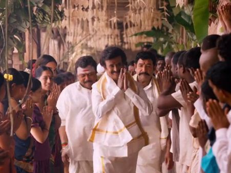 லிங்கா பட ரிலீஸ் நிபந்தனை தளர்வு.. நாளை ரூ. 3 கோடி - மீதம் 7 கோடியை திங்களன்று கட்ட வேண்டும்!