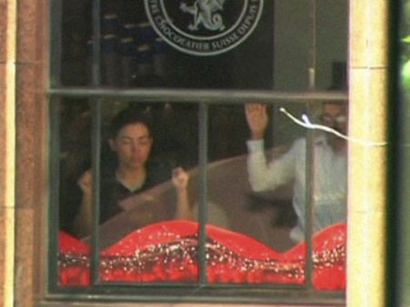 சிட்னி பிணைக்கைதிகள் குறித்த தகவலுக்கு... அவசர உதவி எண்ணை அறிவித்தது இந்திய தூதரகம்