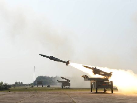 எதிரிகளை துவம்சம் செய்யும் ஆகாஷ் ஏவுகணை.. அனைத்துப் பரிசோதனைகளும் முடிந்தன!