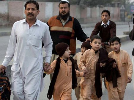 உயிர் பிரிந்த வேளையில் கதறிய குழந்தைகளின் கதறல் உங்களை தினசரி கொல்லும்.. மெஹர் தரார் குமுறல்