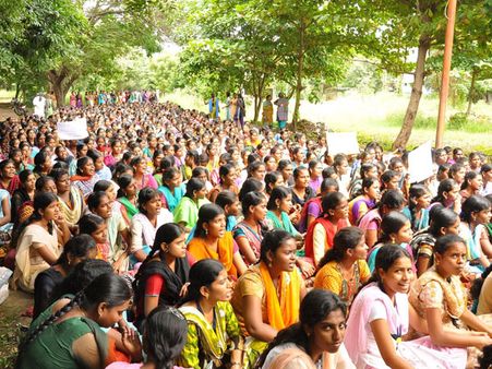 கடலூர் பேராசிரியைக்கு ஆதரவாக சென்னை செல்லம்மாள் கல்லூரி மாணவிகள் போராட்டம்