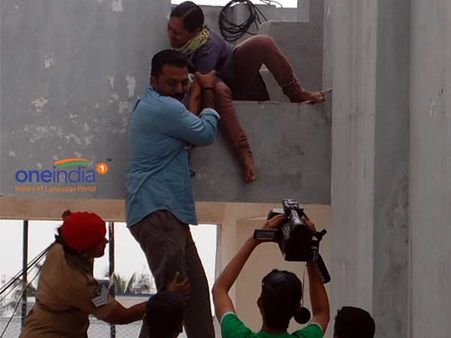 புதுச்சேரி: அரவிந்தர் ஆசிரமத்திலிருந்து வெளியேற்றப்பட்ட 3 சகோதரிகள் கடலில் குதித்து தற்கொலை