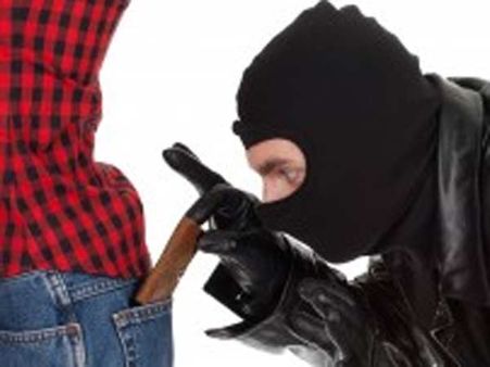 பகலில் சைக்கிள் கடை ஓனர், இரவில் திருடன்.. !