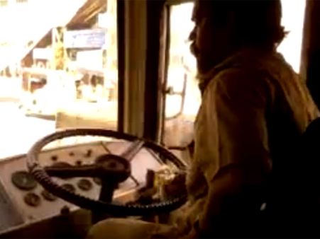 இனி நடத்துநர், ஓட்டுநர் பணியிடங்களுக்கு எழுத்துத் தேர்வு கட்டாயம்– உயர் நீதிமன்றம் உத்தரவு