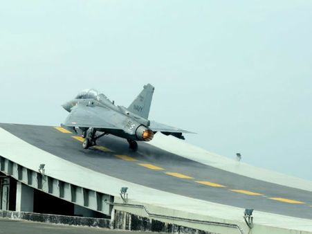 கோவாவில் வரலாறு படைத்த இந்திய கடற்படை