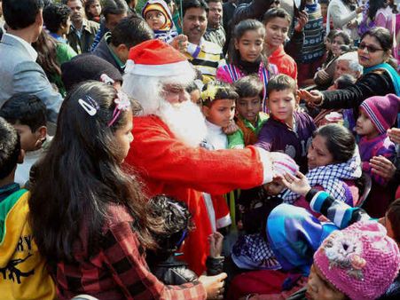 கிருஸ்துமஸ் கொண்டாட்டம்: வேளாங்கண்ணி, சென்னையில் கோலாகலம்