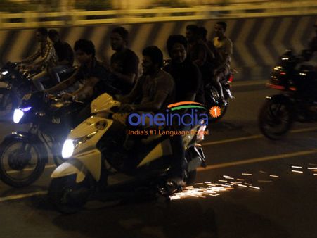 புத்தாண்டு 2015ஐ விடிய விடிய கொண்டாடிய சென்னை!