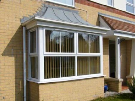 இந்த ஊரில் வங்கி, வீடுகள் என எதற்கும் கதவே இல்லை