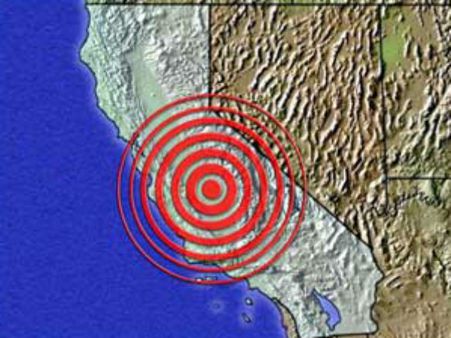 ஒரு பக்கம் ஜூனோ, மறுபக்கம் கலிபோர்னியாவில் நிலநடுக்கம்: வாடும் அமெரிக்கா
