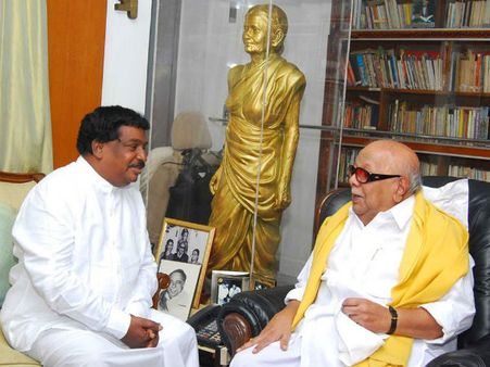 தமிழக மக்களுக்கு கிடைத்த பொக்கிஷம் கருணாநிதி: இலங்கை அமைச்சர் வேலாயுதம் பேட்டி