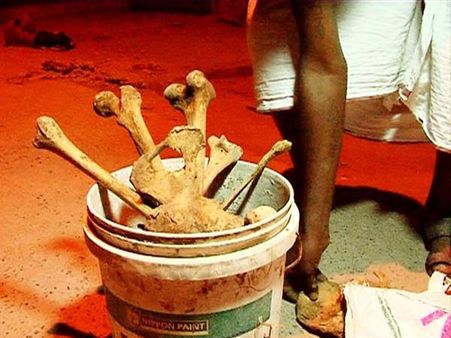 நள்ளிரவில் குவியல் குவியலாக மனித எலும்புகள், மண்டை ஓடுகள் விற்பனை.. விழுப்புரத்தில் திகில் சம்பவம்!