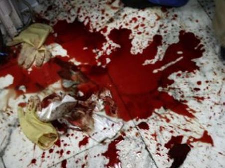 'பிரபல ரவுடி' வெள்ளை ரவியின் கூட்டாளி தென்னரசு 'சினிமா பாணியில்' பட்டப் பகலில் வெட்டிப் படுகொலை!