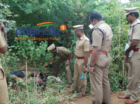 சாக்குமூட்டையில் அழுகிய நிலையில் கிடந்த வாலிபர்கள் சடலம்: தென்காசியில் பதற்றம்