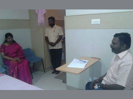 மருத்துவமனையில் திருமாவளவன்.. கனிமொழி நலம் விசாரித்தார் - தா.பாண்டியனும் சுகவீனம்