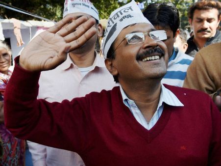 ஜாதி, மதம், பணக்காரர்கள், ஏழைகள்.. ஒட்டுமொத்த மக்களும் ஆம் ஆத்மி பக்கம் சாய்ந்த அதிசயம்!