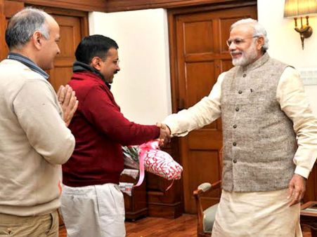 தாழப் பறக்கும் காக்கைகள் - 22: கேஜ்ரிவால் பிளான் என்ன?