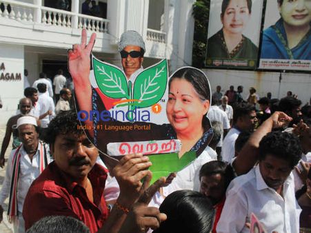 ஸ்ரீரங்கம்: 96,515 வாக்கு வித்தியாசத்தில் அதிமுக வெற்றி... திமுக நம்பர் 2... மற்றவர்கள் காலி!