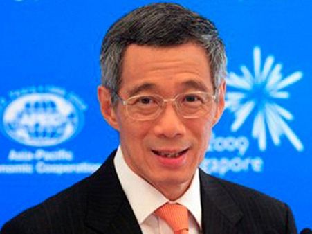 புற்றுநோயால் பாதிக்கப்பட்ட சிங்கப்பூர் பிரதமருக்கு அறுவை சிகிச்சை