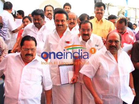 தமிழக சட்டசபையில் தே.மு.தி.க.வுக்காக தி.மு.க. காங். புதிய தமிழகம் வெளிநடப்பு!