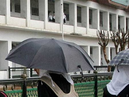 பொறியியல் கல்லூரிகளில் 1.30 லட்சம் இடங்கள் காலி- உயர் கல்வித்துறை அமைச்சர் பழனியப்பன்