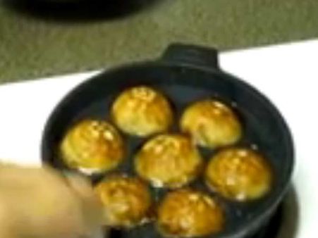 ரோட்டுக் கடையில் பல்லி விழுந்த பனியாரம் சாப்பிட்ட 35 குழந்தைகள் மருத்துவமனையில் அனுமதி