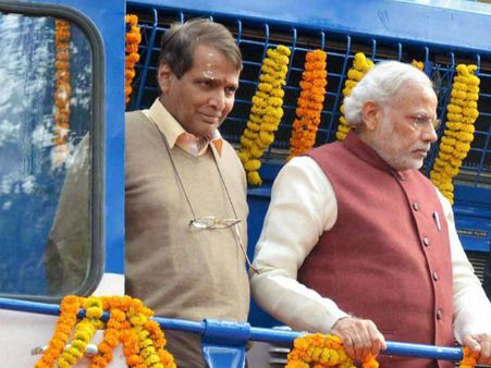 ரயில்வே பட்ஜெட்: மோடியின் ஆசையை நிறைவேற்றிய சுரேஷ் பிரபு
