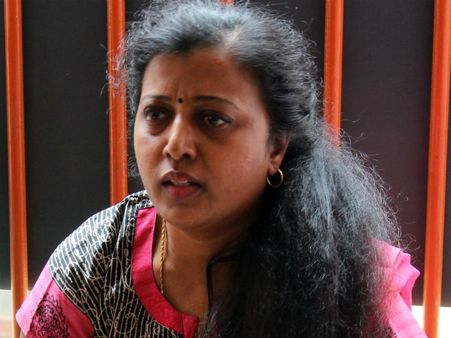 வேளச்சேரியிலிருந்து கோடம்பாக்கத்துக்கு போராட்டத்தை மாற்றினார் தாமரை!