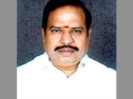 அமைச்சர் பதவியில் இருந்து 2வது முறையாக டிஸ்மிஸ் செய்யப்பட்ட அக்ரி கிருஷ்ணமூர்த்தி!