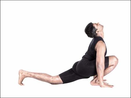 மத்திய அரசு ஊழியர்களுக்கு ஏப்.1 முதல் கட்டாய யோகா பயிற்சி வகுப்புகள்!