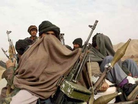 ஏமன் மசூதிகளில் தற்கொலைப் படை தாக்குதல்: 137 பேர் பலி!