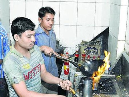 தமிழக கடைகளில் நிரம்பி வழியும் வட கிழக்கு மாநில 