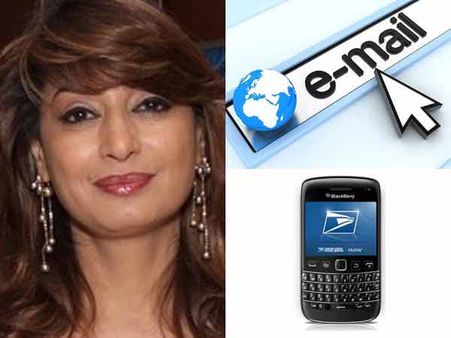 சுனந்தாவின் இமெயில்கள், செல்போன் மெசேஜ்கள் அழிப்பு: யார் செய்த வேலை?