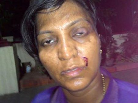 பெண் பத்திரிகையாளர் மீது தாக்குதல்... நடிகை மாயா மீது புகார்